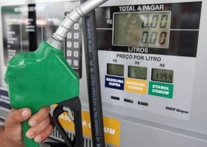 Imagem Bomba de combustível em Posto