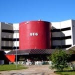 Imagem fachada da Universidade Estadual de Goiás