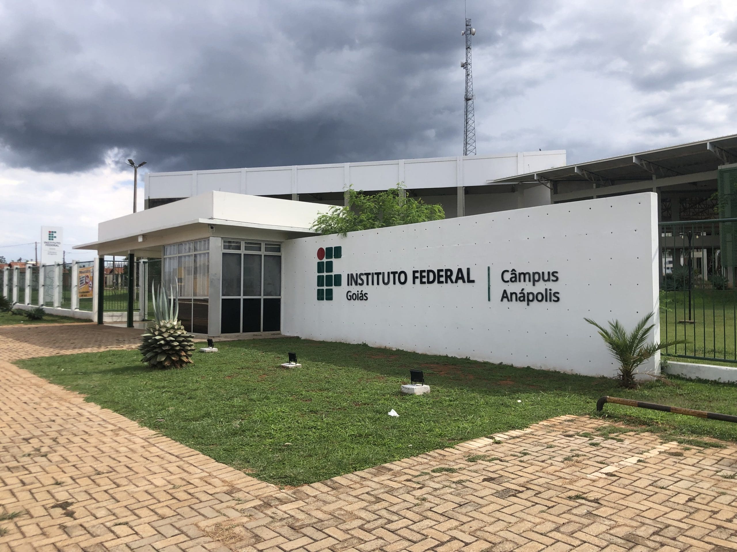 Entrada do IFG câmpus Anápolis.