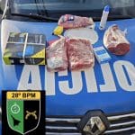 Imagem produtos furtados em cima da viatura da Policia Militar