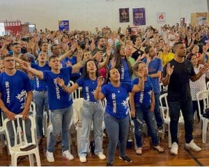 Imagem pessoas no Festival de Jesus