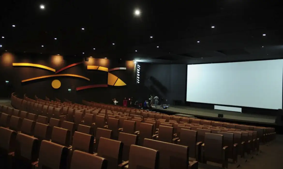 Imagem sala de cinema vazia