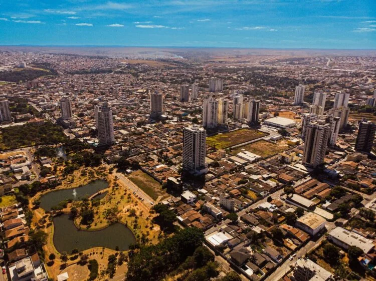 Imagem aérea cidade de Anápolis, Goiás