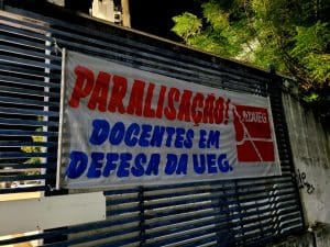 Imagem faixa paralisacao ueg