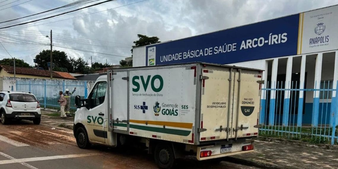 Imagem de veículo de verificação de óbito