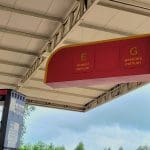 Imagem placa em Posto de combustível escrito: Etanol e Gasolina Comum