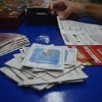 Imagem cartas do jogo na mesa