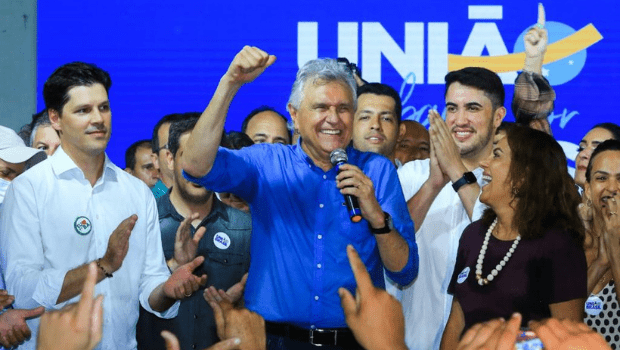 Imagem Caiado em evento do União Brasil