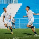 Wellington Oliveira comemora o gol marcado pelo Grêmio Anápolis nessa partida.