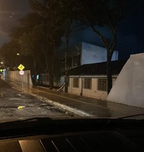 Imagem muro caído colégio estadual