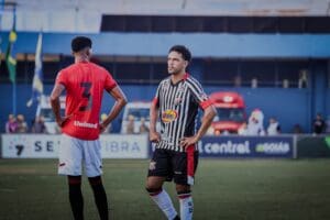 Imagem jogadores Anápolis e Atlético semifinal Goianão