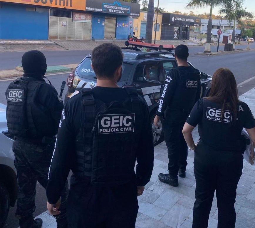 Imagem policiais civis Operação Boleto Fantasma