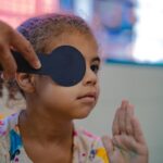 Imagem criança exame de vista
