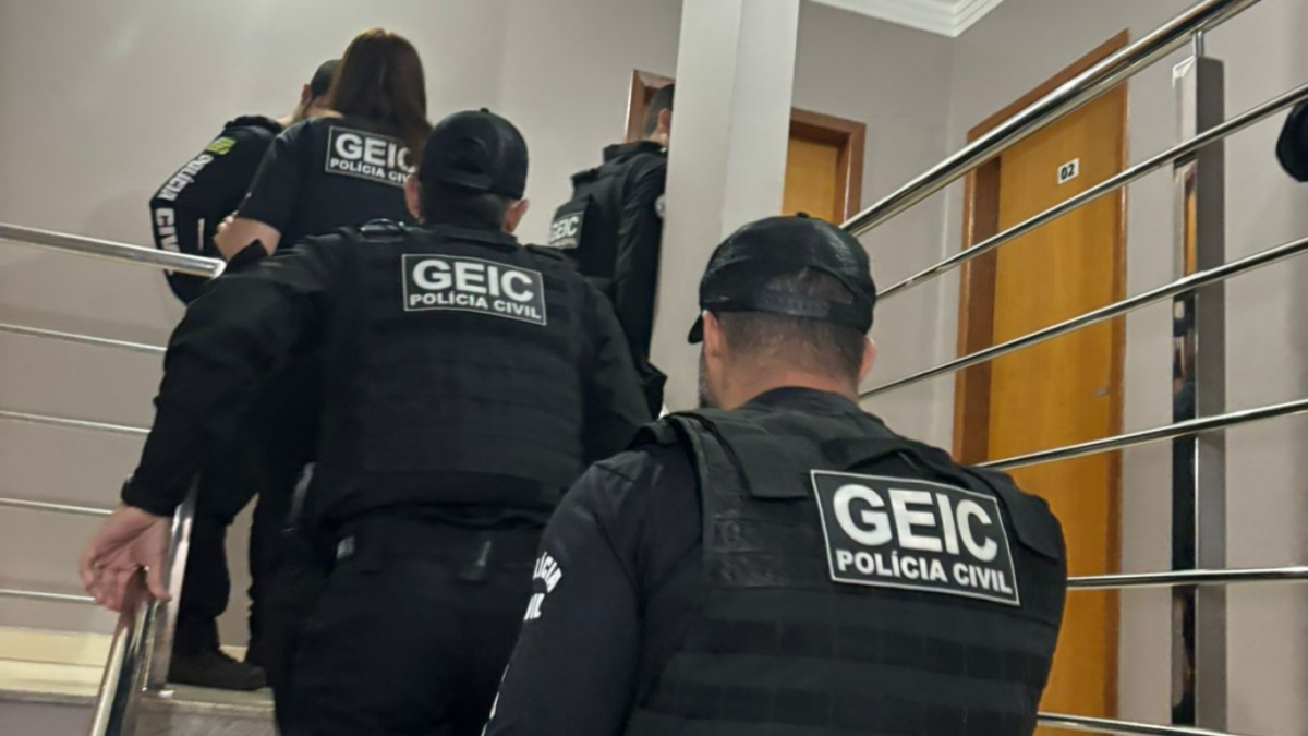 Imagem policiais civis Operação Boleto Fantasma