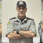 Imagem Coronel Rogério, ele está faradado e com os braços cruzados