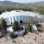 A imagem mostra Santuário de Nossa Senhora D'Abadia no povoado de Muquém, em Niquelândia, Goiás