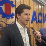 Imagem Daniel Vilela concedendo entrevista na ACIA