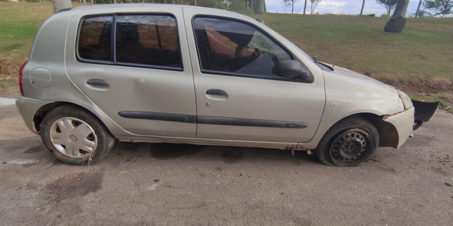 Imagem carro batido