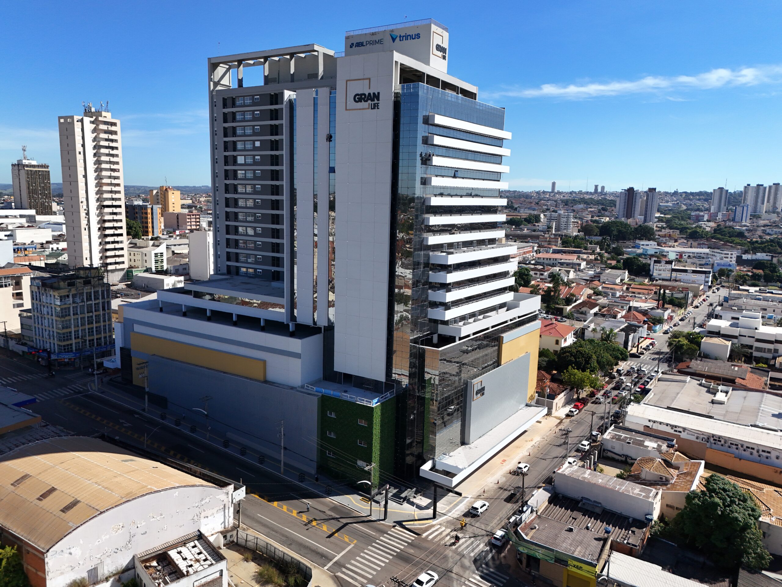 Imagem aérea Gran Life Shopping em Anápolis