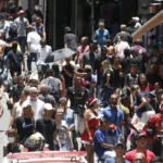 Imagem Pessoas na Rua multidão