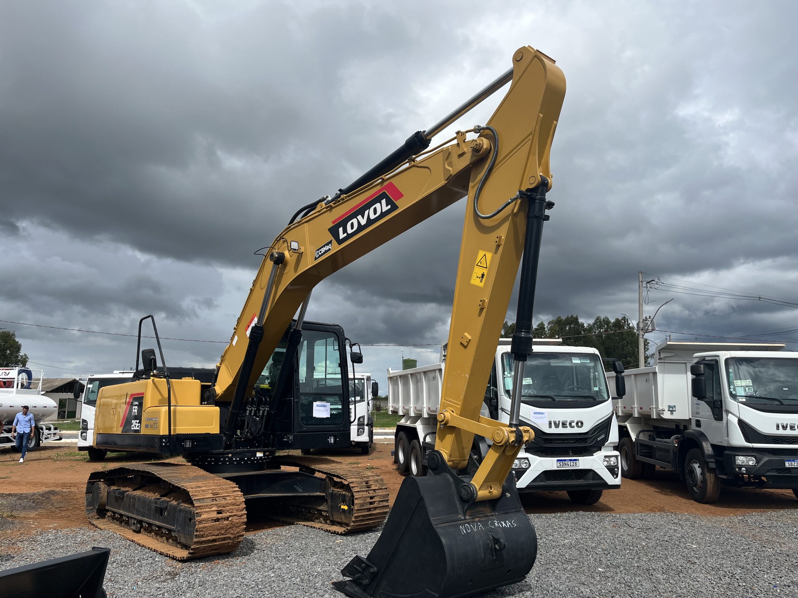 Imagem Maquina Escavadeira