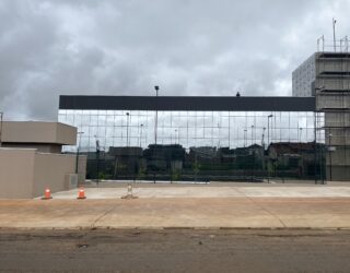 Imagem prédio espelhado