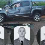 Imagem carro batido abaixo foto policiais mortos