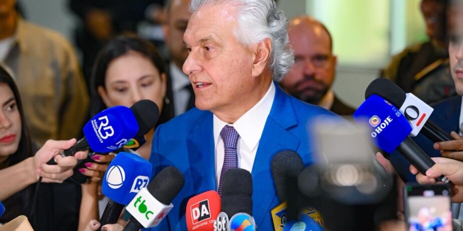 Caiado defende debate eleitoral sem ataques pessoais e critica pesquisas sem embate