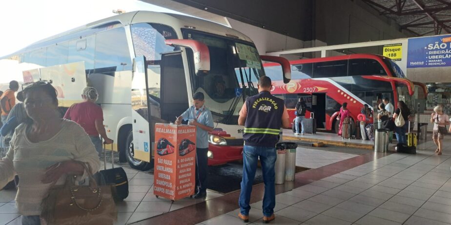 Autoridades alertam para os riscos do transporte clandestino durante o Carnaval