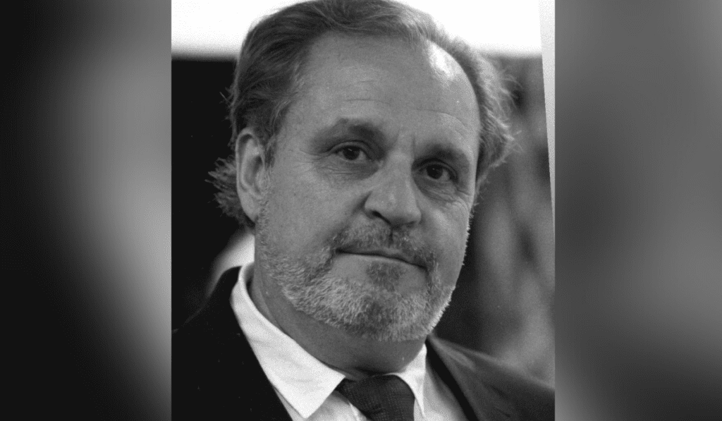 Imagem homem de terno preto