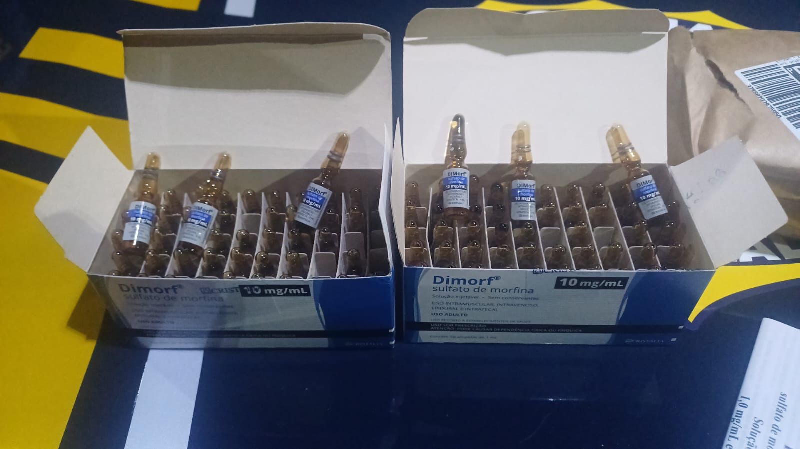 Imagem medicamentos em uma caixa