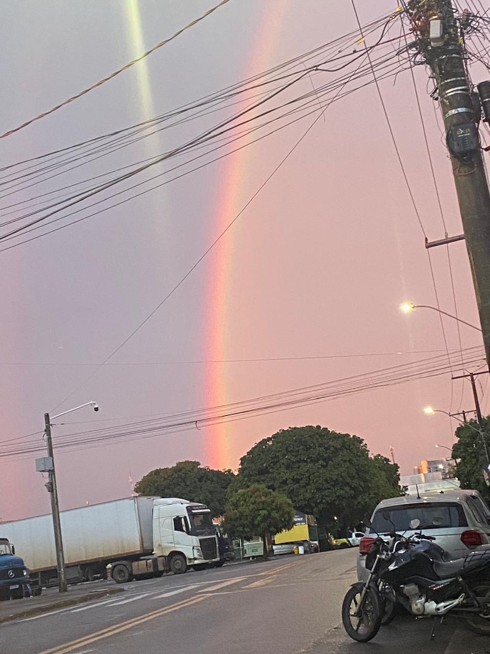 Imagem arco-iris no céu