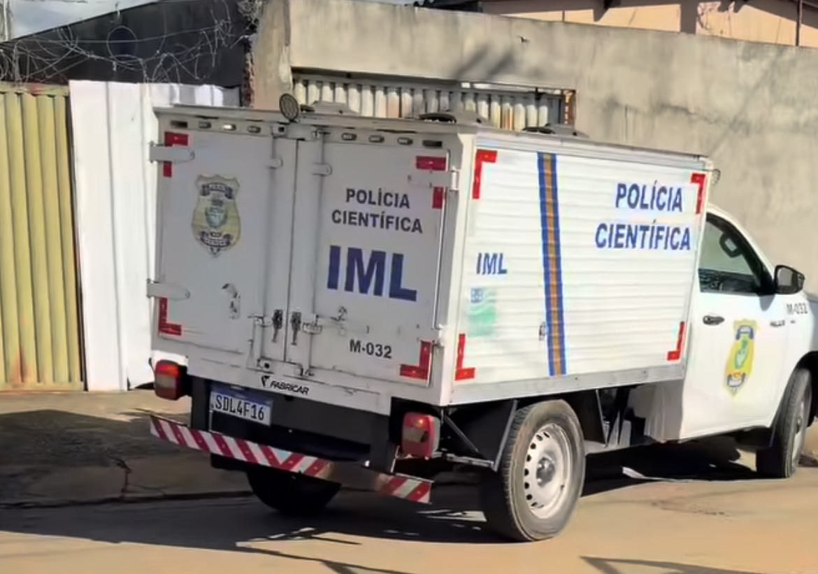 Imagem carro Instituto Médico Legal