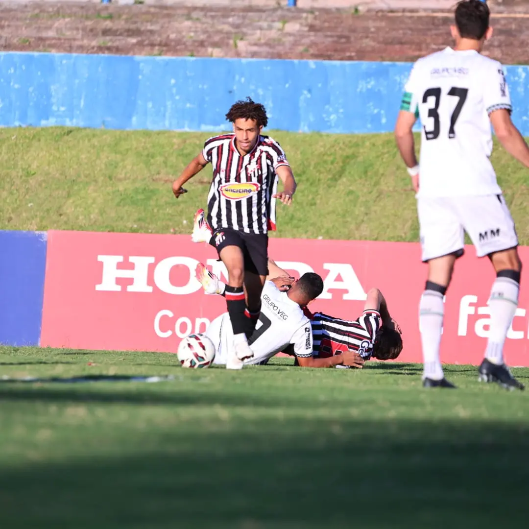 Foto - Gabriel Lourenço (Anápolis FC)