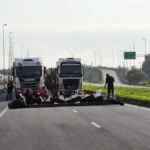 Se projeto passar, penalidades para as invasões e destruição dos prédios públicos e os bloqueios de rodovias serão amenizadas - Foto PRF -PR