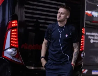 Meia Ariel - Atlético Goianiense (Foto - Raphael Teixeira)