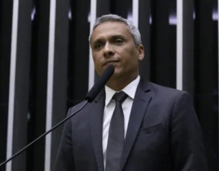 Gustavo Gayer pediu informações ao governo sobre imunizante - Foto divulgação