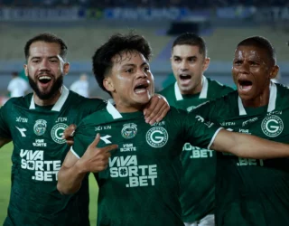Esli Garcia fez o gol do empate do Goiás diante do Cruzeiro (Foto - Rosiron Rodrigues)