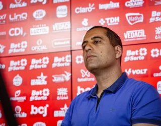 Hugo Jorge Bravo - Vila Nova (Foto - Roberto Corrêa)