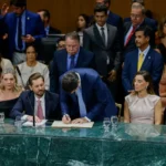 Daniel Vilela durante posse como governador na Alego. (Foto: Secom)