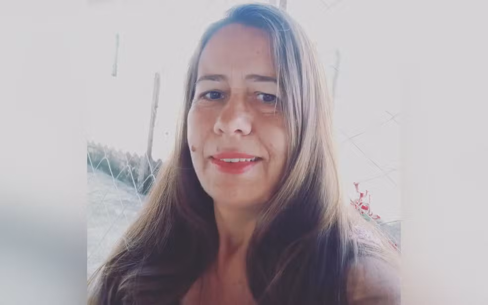 Imagem mulher cabelos longos