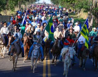 Daniel Vilela participa da 23ª Cavalgada Ecológica de Córrego do Ouro, no Oeste goiano (Foto: Romullo Carvalho)