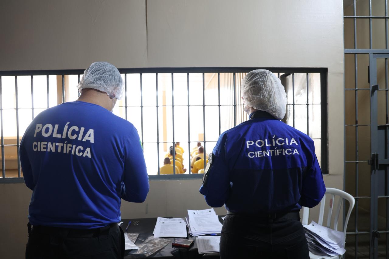 Operação In Loco coleta DNA de condenados em 15 unidades prisionais de Goiás (Foto: Polícia Científica)