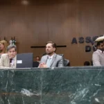 Bruno Peixoto reforçou proibição de armas no plenário da Alego após requerimento apresentado por Major Araújo. Foto: Maykon Cardoso