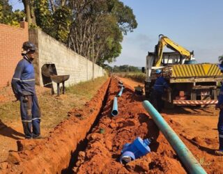 A partir da conclusão dos trabalhos, o bairro, que já é parcialmente atendido, passará a contar com cerca de 2.700 moradores beneficiados (Foto: Saneago)