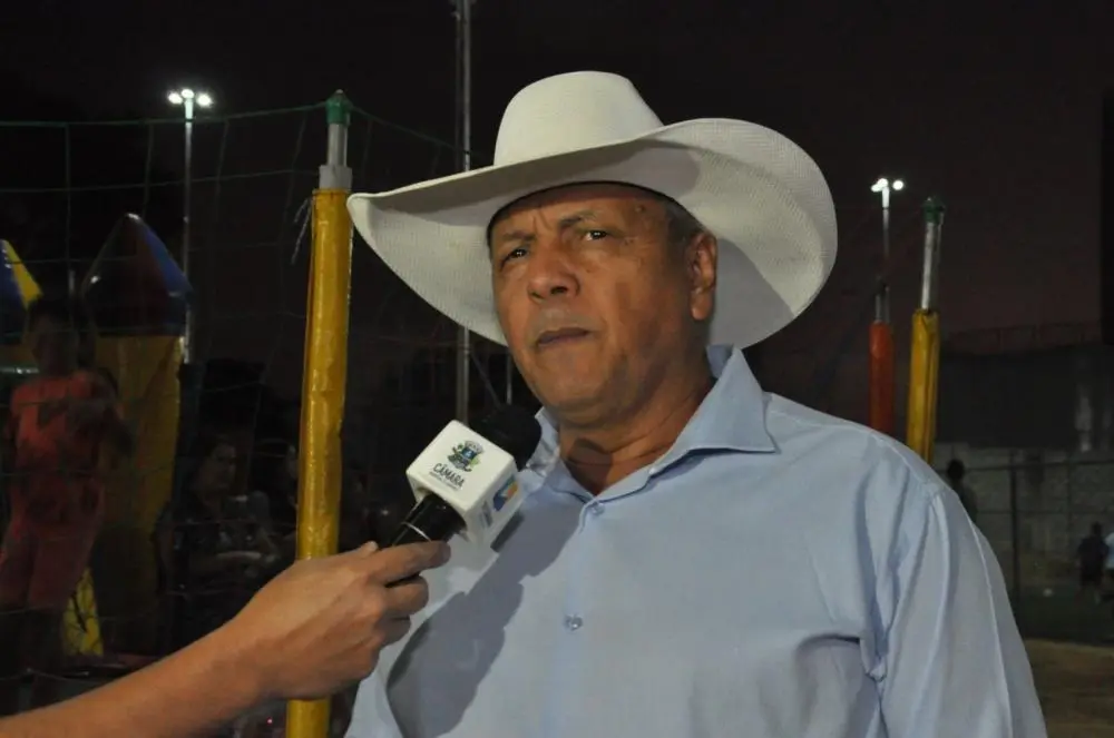 Jorge Bezerra retoma presidência anapolina do DC.