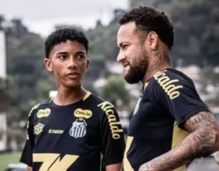 Robinho Jr e Neymar se desentenderam em treino no domingo - Foto Raul Bartta Santos FC