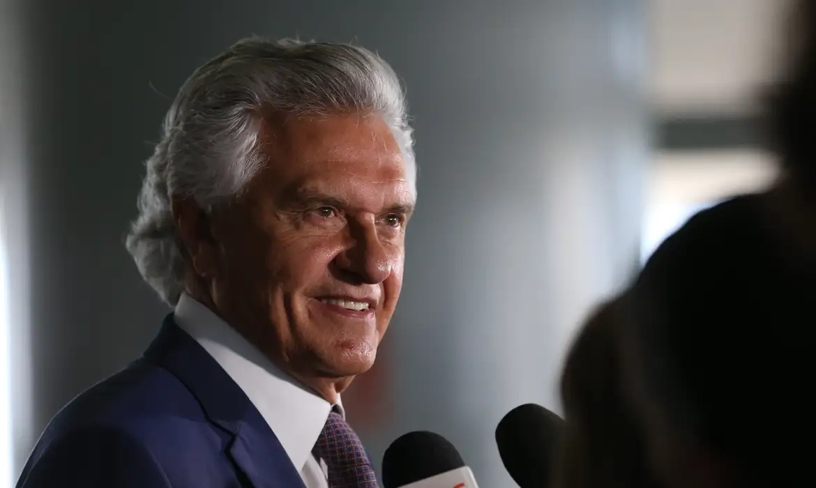 Pesquisa nacional aponta ampla adesão à redução da maioridade penal, com destaque para eleitores de Ronaldo Caiado. Foto: José Cruz/Agência Brasil.