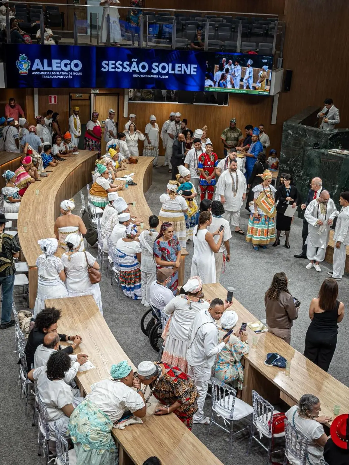 Sessão homenageou religiões afrobrasileiras por sugestão do deputado Mauro Rubem - Foto: Sérgio Santana