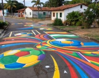 Ação transformou um espaço urbano em cenário de convivência, criatividade e lembranças afetivas. (Foto: Reprodução/Redes Sociais/@nucleoensino)